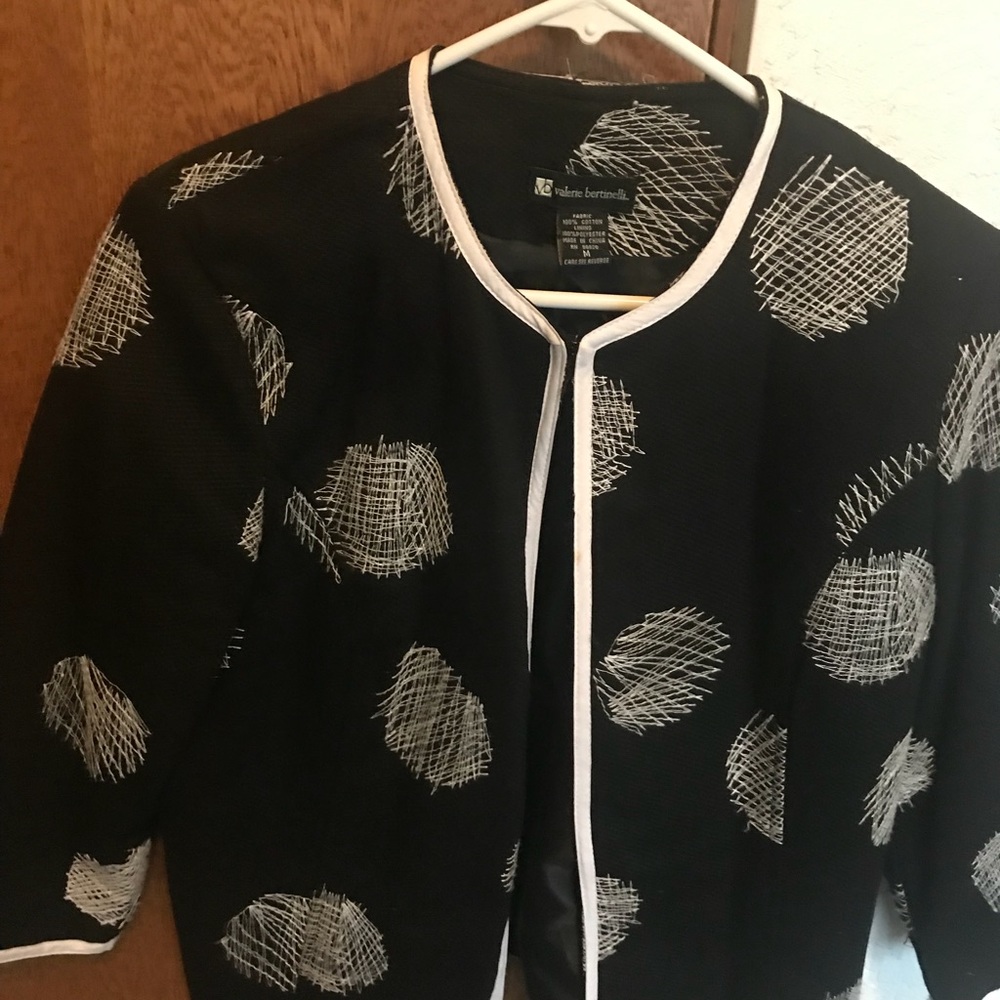 Valerie bertinelli black/white jacket
